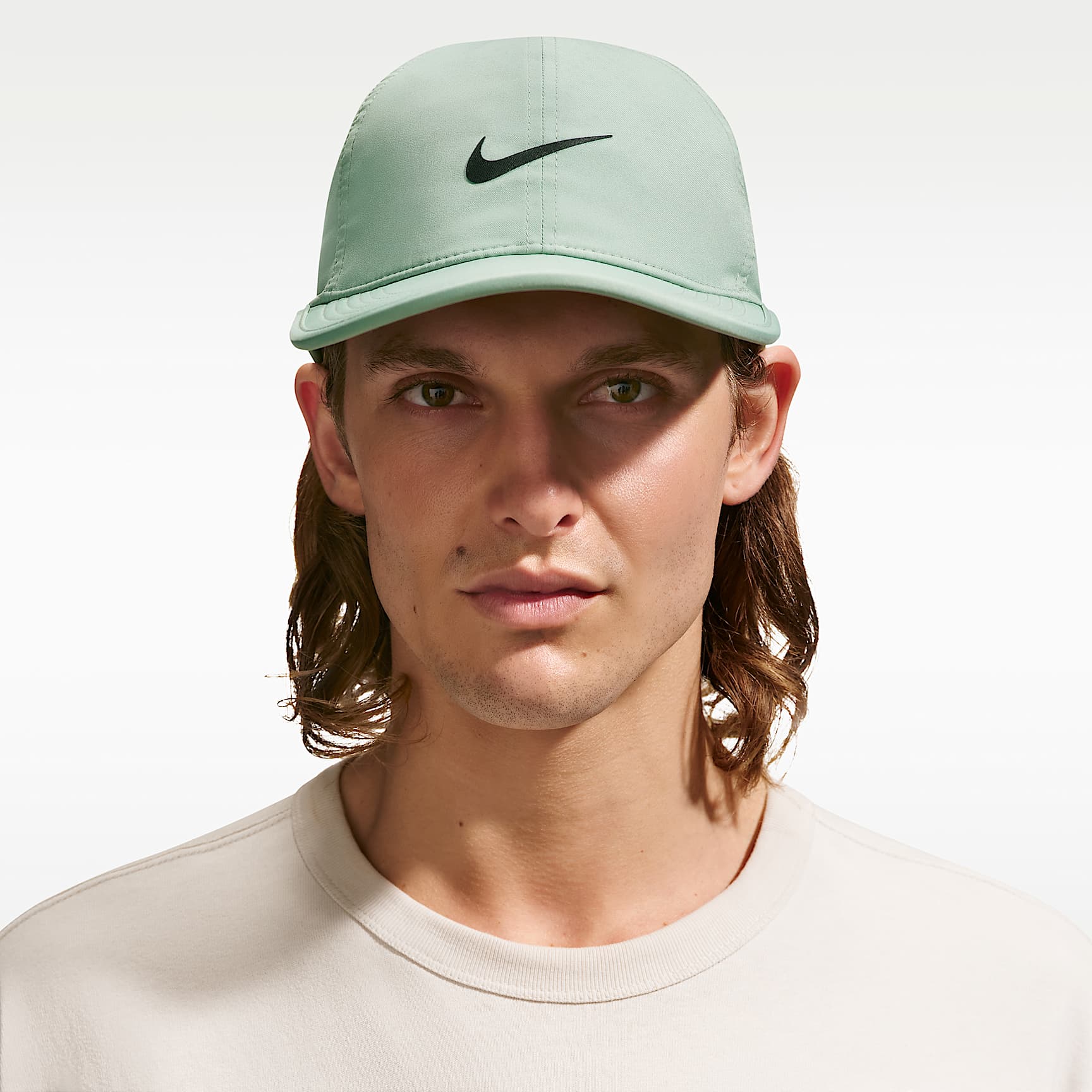 Nike Dri-FIT Club Unstructured Featherlight Cap. Nike.com